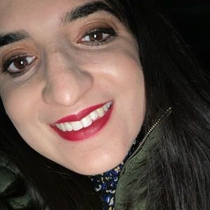 Meet your Posher, Gabriella